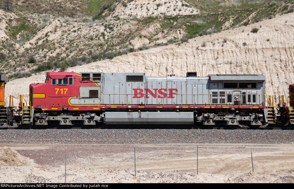 BNSF 717